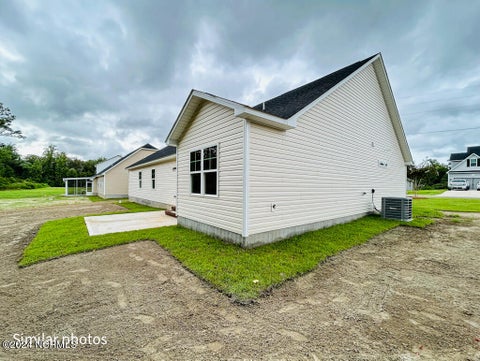 Tiny photo for 511 Large Oak Drive, Hubert, NC 28539 (MLS # 100589892)