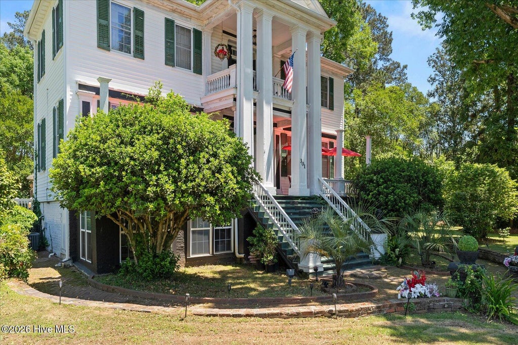 Photo of 301 S Alexander Avenue, Washington, GA 30673 (MLS # 100598216)