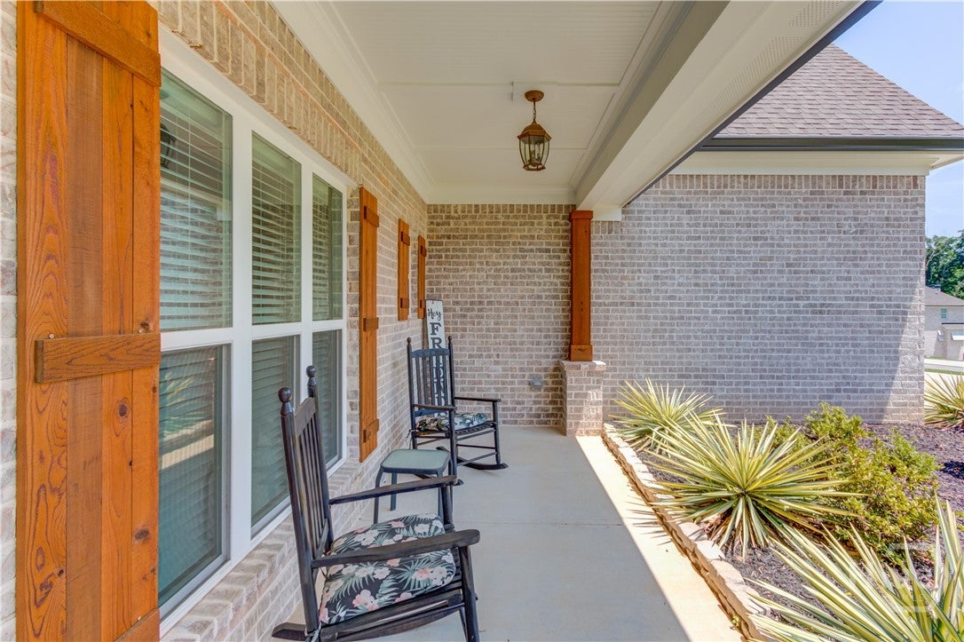 222 Ivey Drive