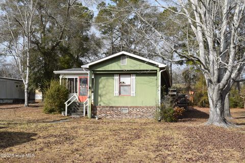 Mobile Home For Sale - 821 Magnolia Drive<br/> Sunset Beach, NC 28468