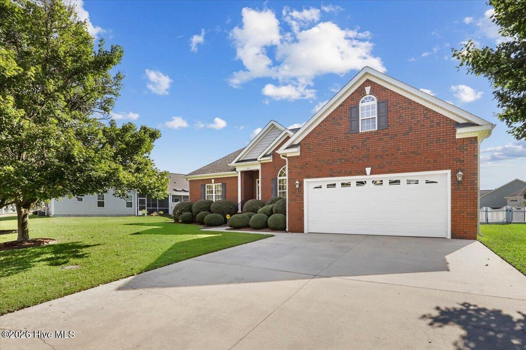 Photo of 207 Kingston Circle, Goldsboro, NC 27530 (MLS # 100603697)