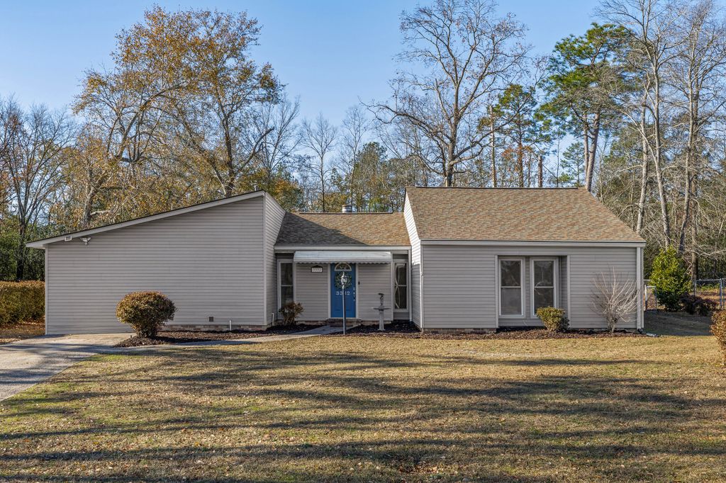 Photo of 3332 Starling Drive, Augusta, GA 30907 (MLS # 550283)