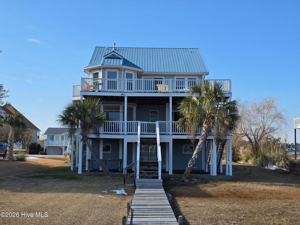 Photo of 158 Big Hammock Point Road, Sneads Ferry, NC 28460 (MLS # 100553639)