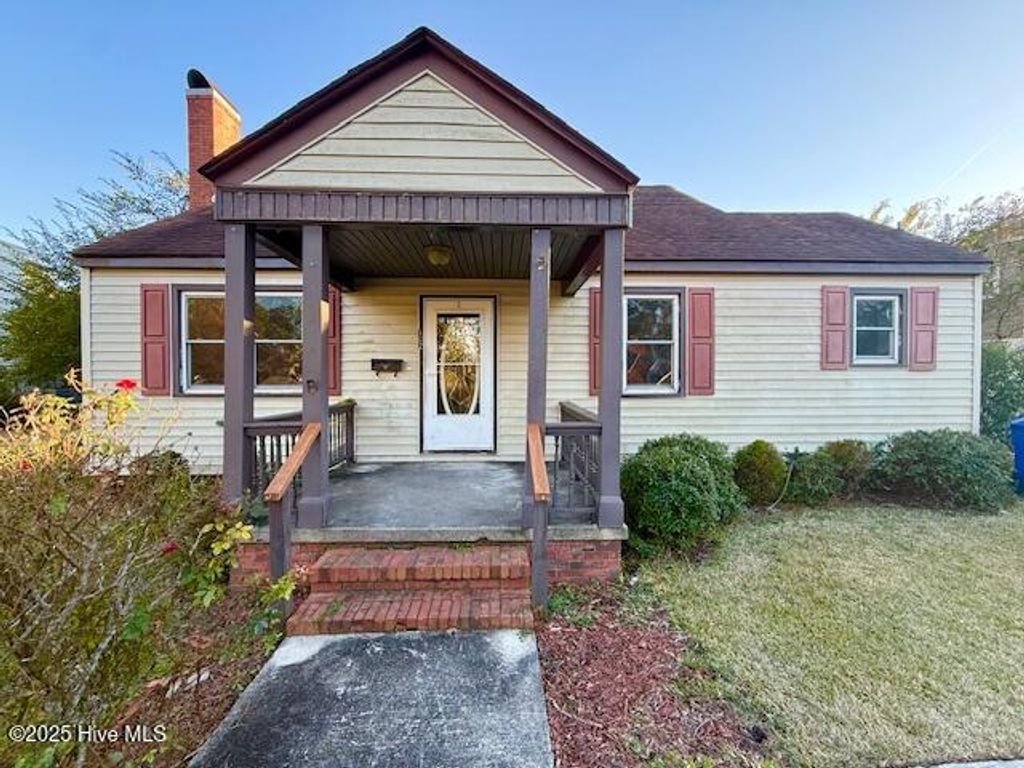 Photo of 102 Keller Court, Jacksonville, NC 28540 (MLS # 100542473)