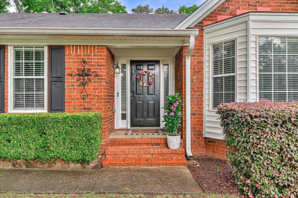 Photo of 153 Crawford Drive, Martinez, GA 30907 (MLS # 555382)