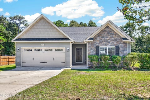 Photo of 405 Peppermint Drive, Hubert, NC 28539 (MLS # 100602993)
