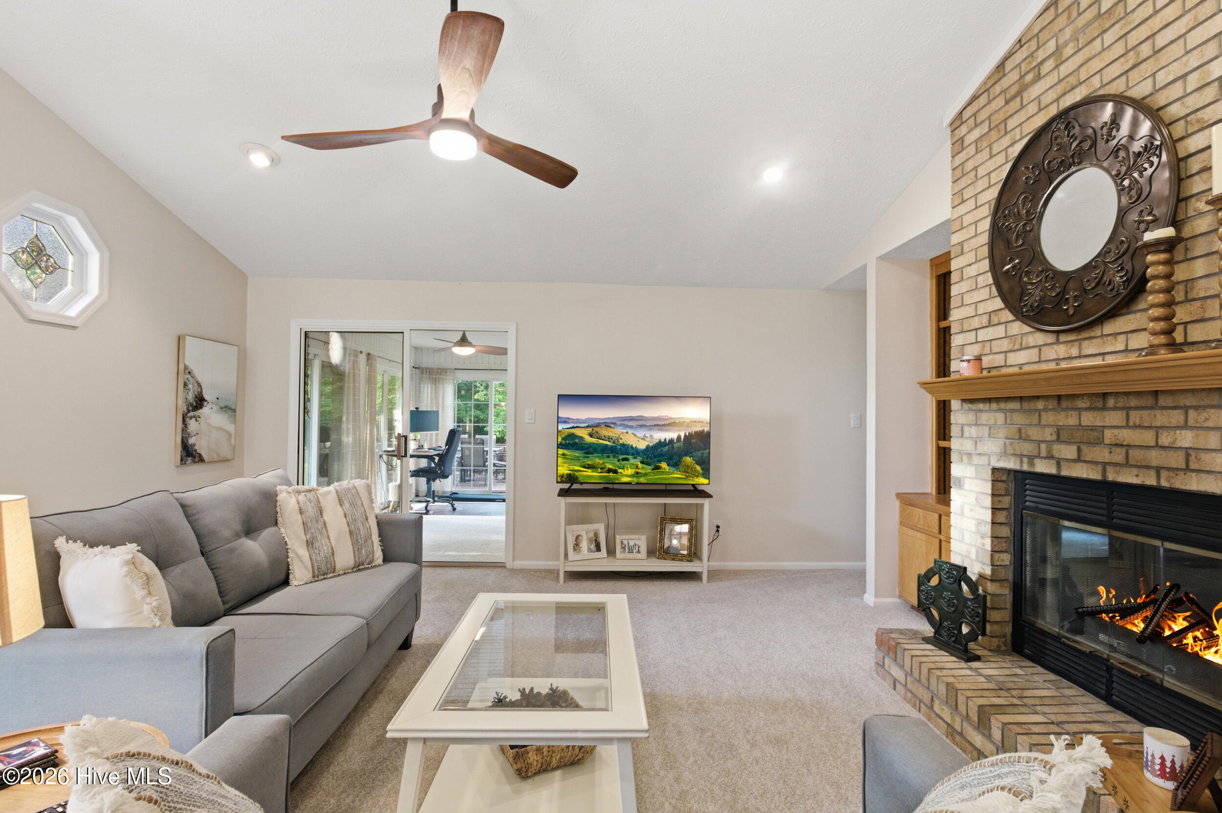 6009 Pelican Drive