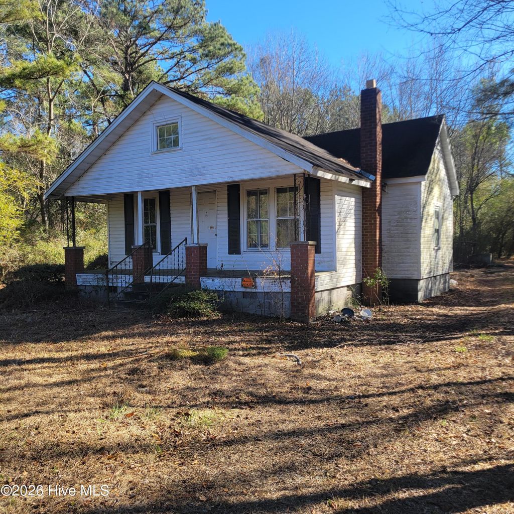 Photo of 2105 Nc Highway 53 E, Burgaw, NC 28425 (MLS # 100570674)