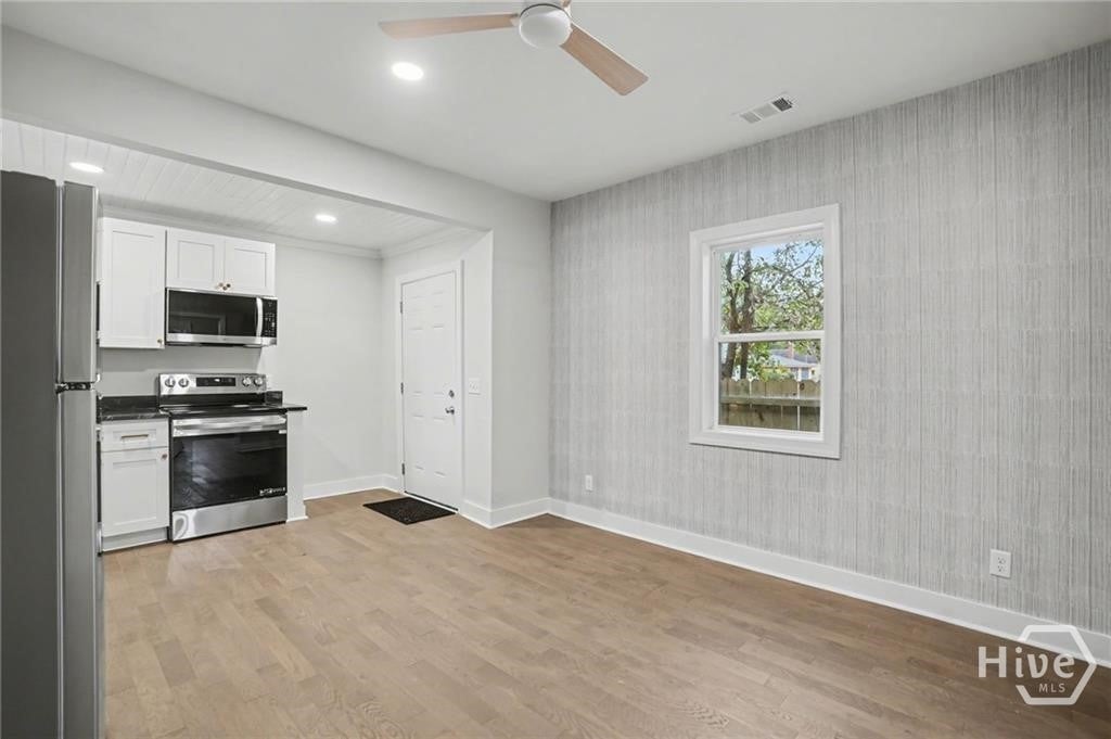 121 W 61st Street