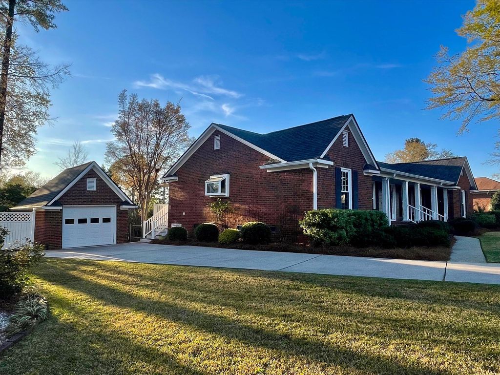 Photo of 419 Dorchester Drive, Augusta, GA 30909 (MLS # 553411)