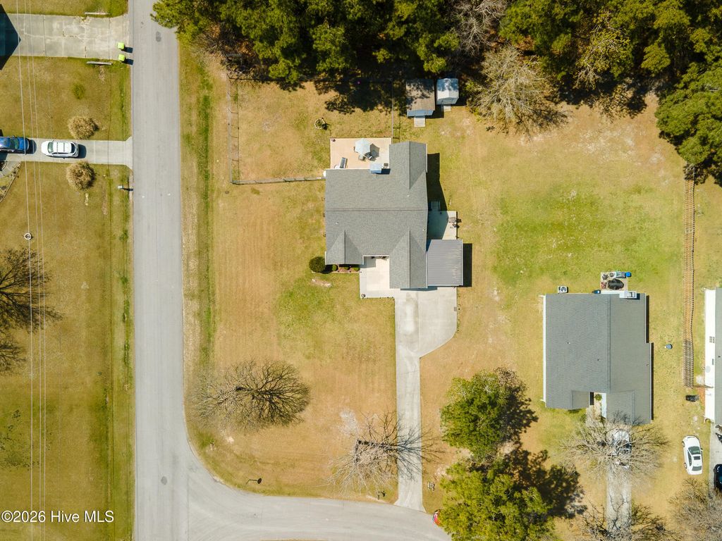 Photo of 201 Blueberry Court, Hubert, NC 28539 (MLS # 100563570)