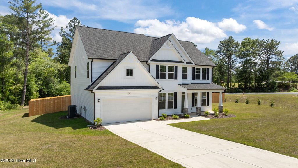 Photo of 134 Pinnacle Court, Raeford, NC 28376 (MLS # 100563695)