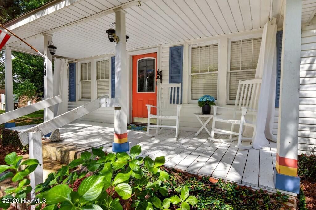 Photo of 44 Jackson Street, Bayboro, NC 28515 (MLS # 100576958)