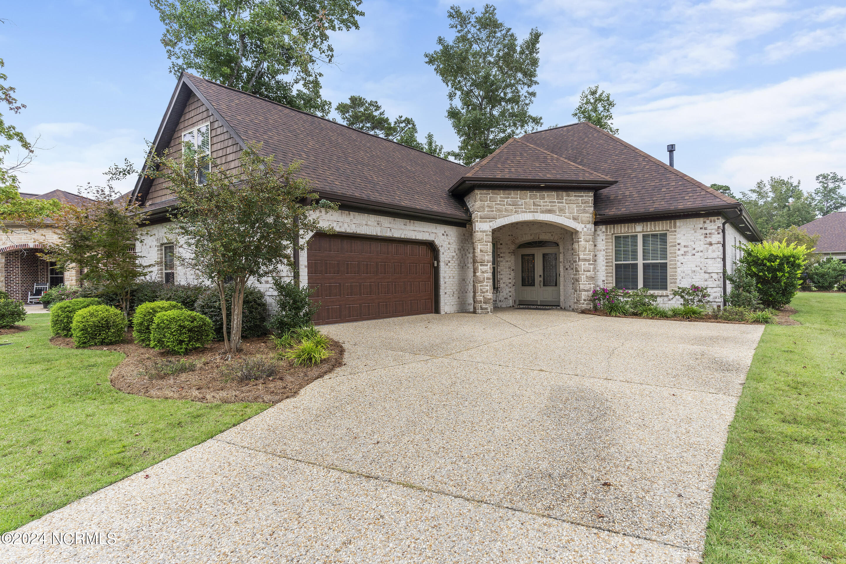 656 Jenoa Drive