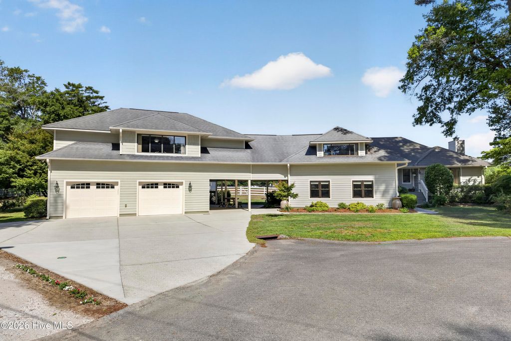 Photo of 4136 Glen Arbor Drive, Wilmington, NC 28411 (MLS # 100570767)
