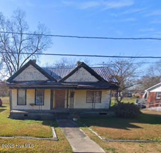 212 N West Avenue, Oak City, NC, 27857