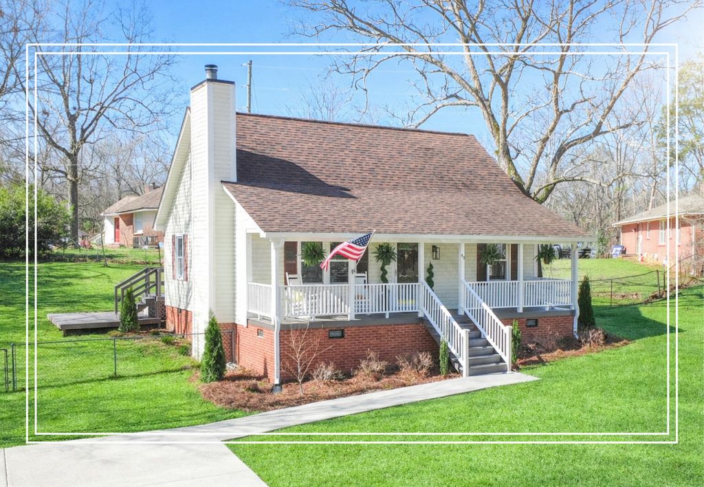 Photo of 49 Vanderbilt Drive, Aiken, SC 29803 (MLS # 552510)