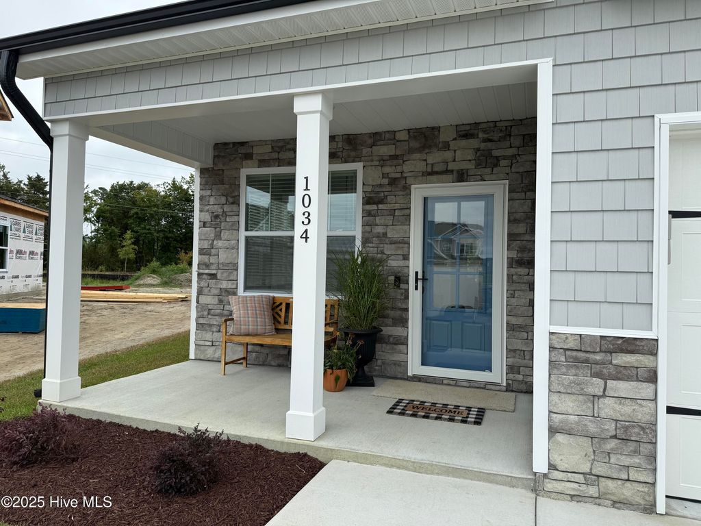 Photo of 1034 Seven Iron Drive, Ayden, NC 28513 (MLS # 100544953)