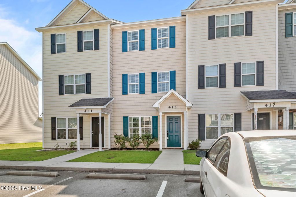 Photo of 415 Caldwell Loop, Jacksonville, NC 28546 (MLS # 100576998)