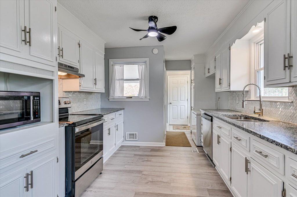 Photo of 603 Oakdale Avenue, North Augusta, SC 29841 (MLS # 552077)