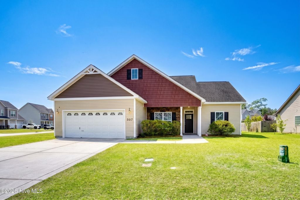 Photo of 507 New Hanover Trail, Jacksonville, NC 28546 (MLS # 100568910)