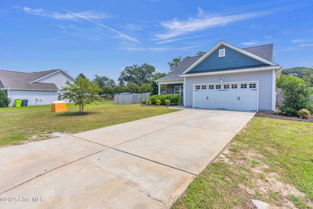 Photo of 65 Amos Court, Rocky Point, NC 28457 (MLS # 100526373)