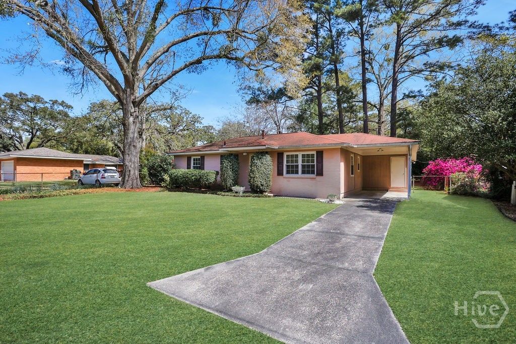 Photo of 122 Bowman Avenue, Savannah, GA 31408 (MLS # SA351712)