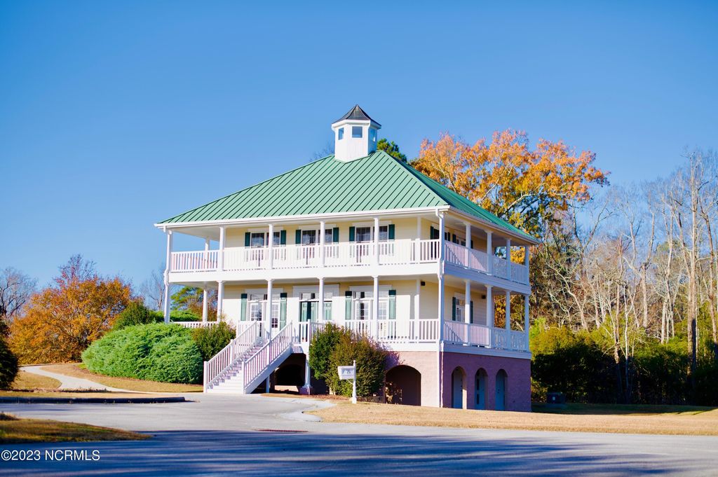 Photo of 161 Sunshine Drive, Arapahoe, NC 28510 (MLS # 100558353)