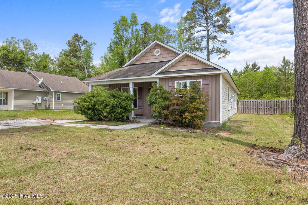 Photo of 1272 Pickett Road, Jacksonville, NC 28540 (MLS # 100502855)
