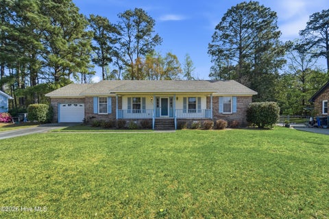 Homes For Sale - 312 King Richard Court<br/> Onslow County, Jacksonville, NC 28546