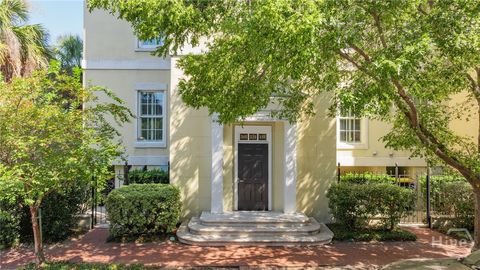 Photo of 340 W Jones Street, Savannah, GA 31401 (MLS # SA351023)