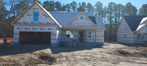 Homes For Sale - 118 Rolling Water Lane<br/> Swansboro, NC 28584