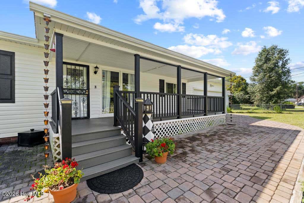 Photo of 2828 Easy Street, Newport, NC 28570 (MLS # 100595737)