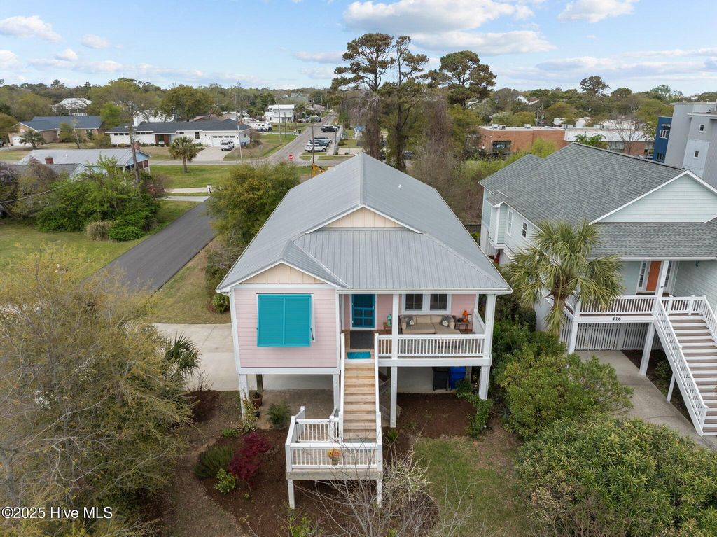 Photo of 418 Columbia Avenue, Carolina Beach, NC 28428 (MLS # 100498688)