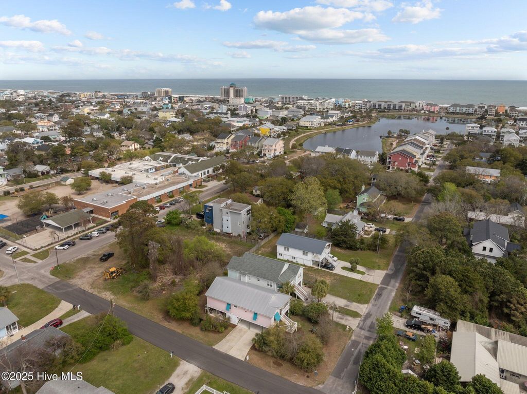 Photo of 418 Columbia Avenue, Carolina Beach, NC 28428 (MLS # 100498688)