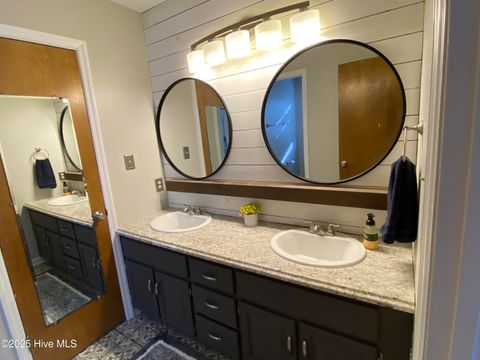 Tiny photo for 733 Stonewall Avenue, Jacksonville, NC 28540 (MLS # 100545047)