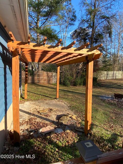 Tiny photo for 733 Stonewall Avenue, Jacksonville, NC 28540 (MLS # 100545047)