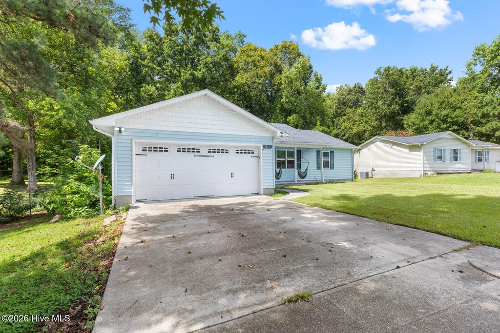 Photo of 216 S Creek Drive, Jacksonville, NC 28540 (MLS # 100611337)