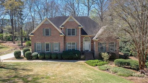 Homes For Sale - 305 Crystal Court<br/> Athens, GA 30606