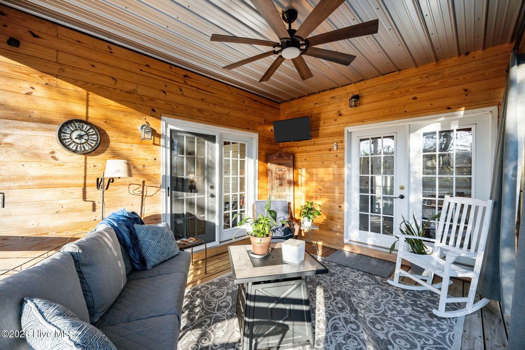 Photo of 1811 Spencer Avenue, New Bern, NC 28560 (MLS # 100549833)