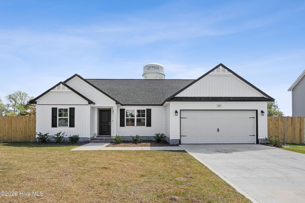 Photo of 501 Orchard Creek Drive, Beulaville, NC 28518 (MLS # 100564337)