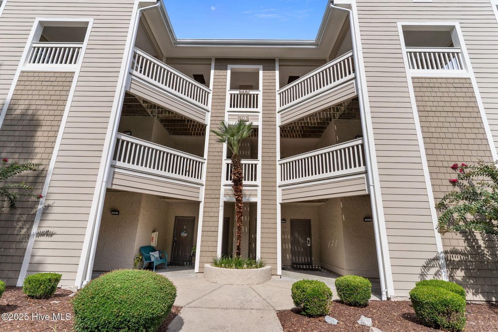 Photo of 213 Kings Trail #1004, Sunset Beach, NC 28468 (MLS # 100528935)
