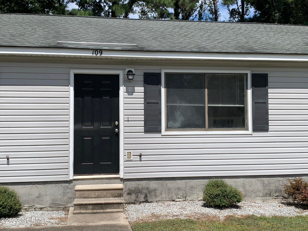 Photo of 109 Easy Street, Jacksonville, NC 28546 (MLS # 100611452)