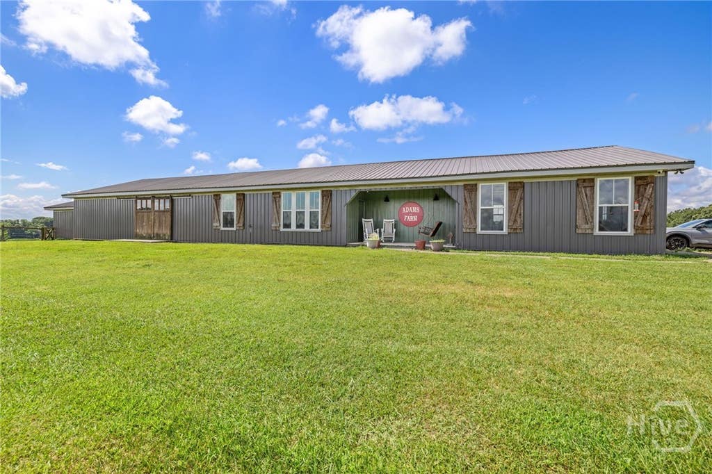 Photo of 199 Deadwyler Road, Maysville, GA 30558 (MLS # CL362283)
