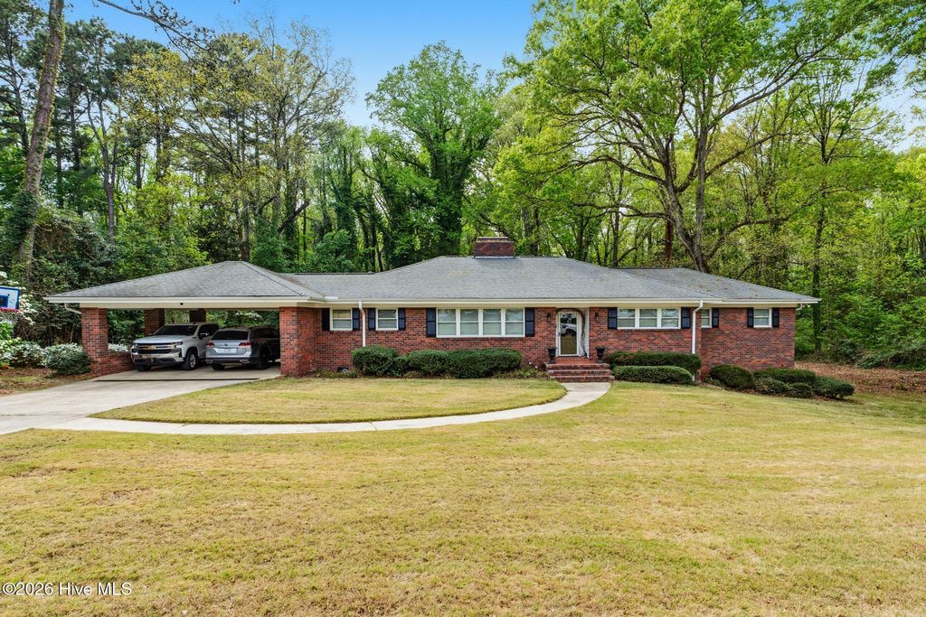 Photo of 515 Stanley Avenue, Rockingham, NC 28379 (MLS # 100565532)