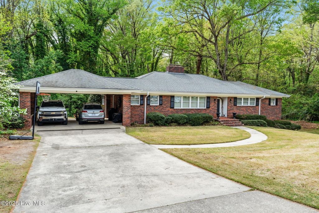 Photo of 515 Stanley Avenue, Rockingham, NC 28379 (MLS # 100565532)