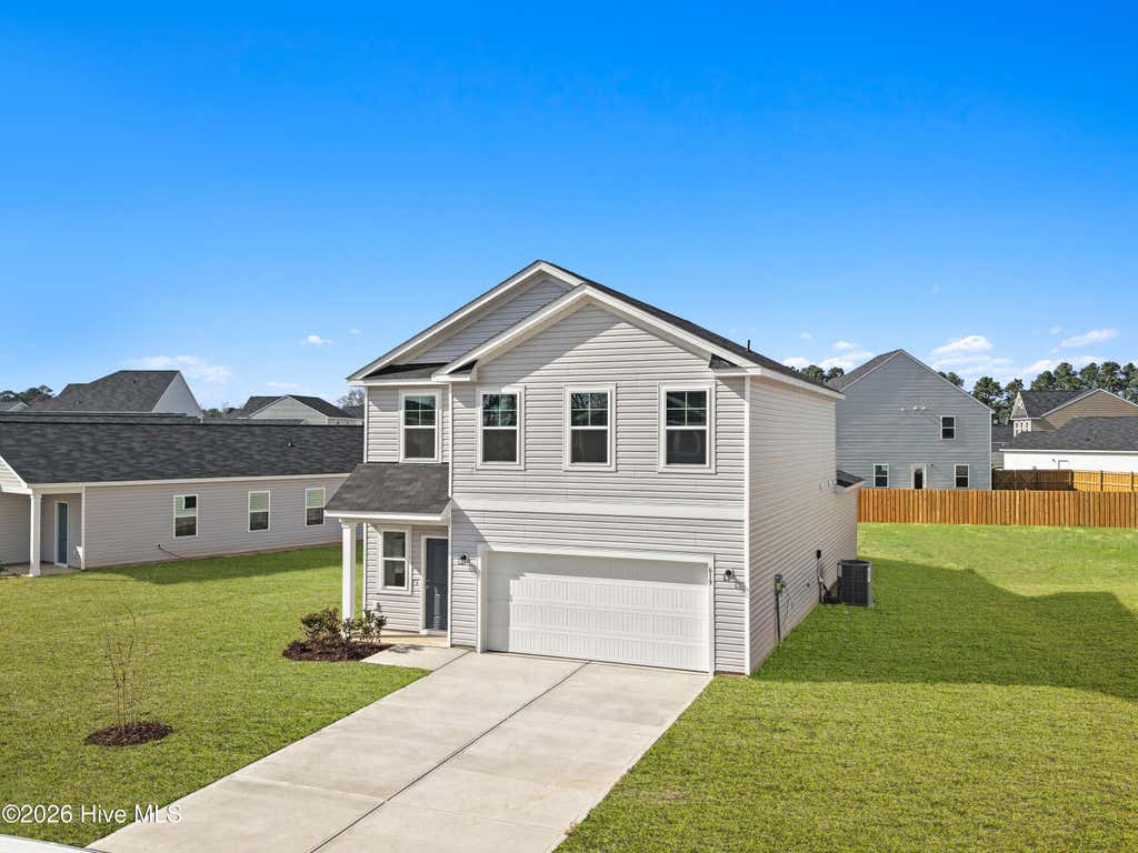 Photo of 148 N Squires Run Lane, Richlands, NC 28574 (MLS # 100593580)