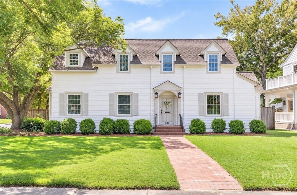 Photo of 437 E 53rd Street, Savannah, GA 31405 (MLS # SA364179)