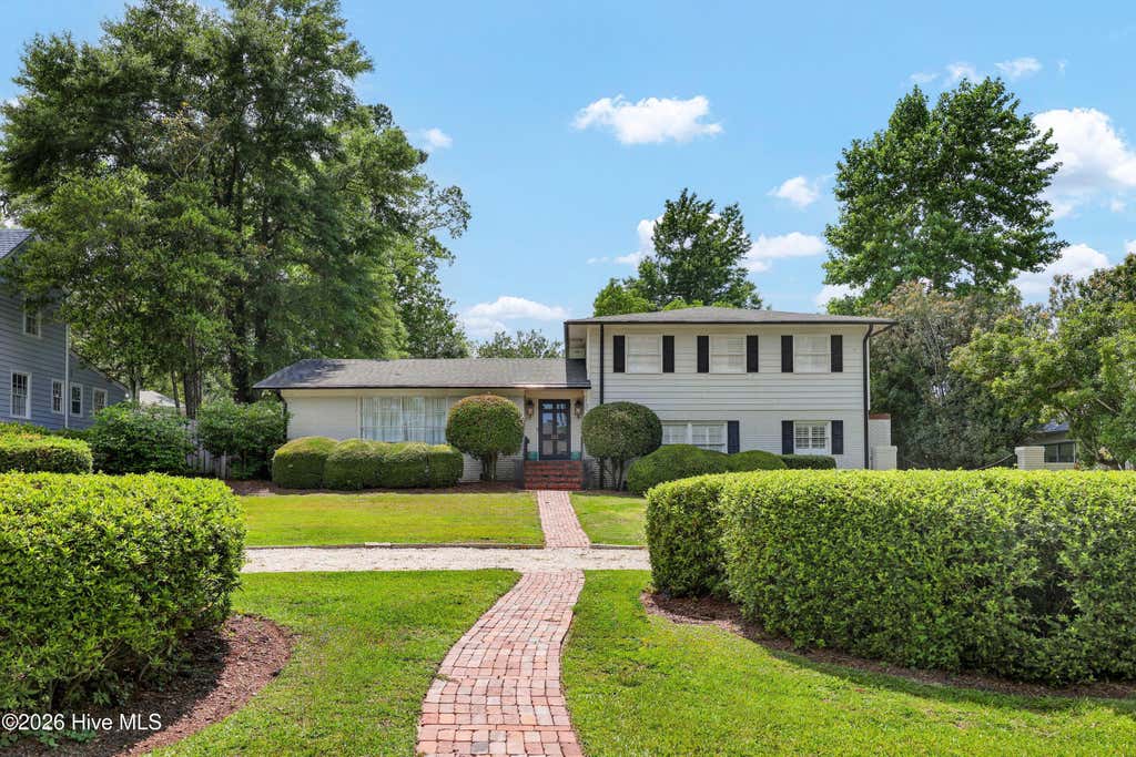 Photo of 202 Forest Hills Drive, Wilmington, NC 28403 (MLS # 100578863)