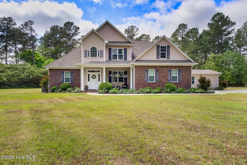 Photo of 268 Dewey Drive, Aberdeen, NC 28315 (MLS # 100570350)
